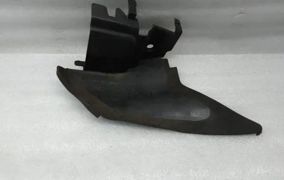 Volvo S60 Intercooler air guide/duct channel 31323559 M0N7A