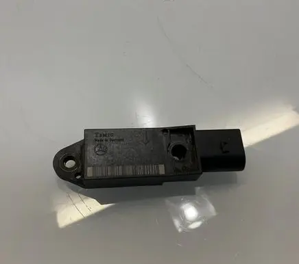 Mercedes-Benz E W211 Airbag deployment crash/impact sensor A0028202726 0028202726