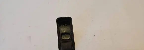 BMW 5 E34 Fog light switch 1384007 38813706