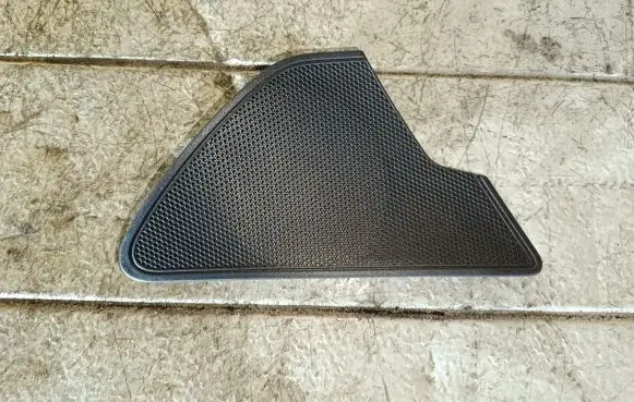 Audi A6 S6 C7 4G Front door speaker cover trim 4G0035424A
