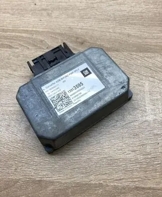Opel Astra K Voltage converter/converter module 13513595