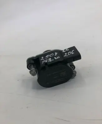 Mercedes-Benz C W206 Fuel pressure regulator A2549820000