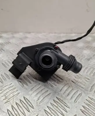 BMW 5 E60 E61 Electric auxiliary coolant/water pump 6922647
