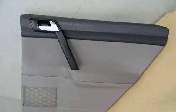 Volkswagen Polo IV 9N3 Coupe rear side trim panel 