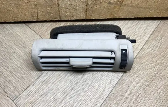 Audi A6 S6 C6 4F Dashboard side air vent grill/cover trim 4F0819383A