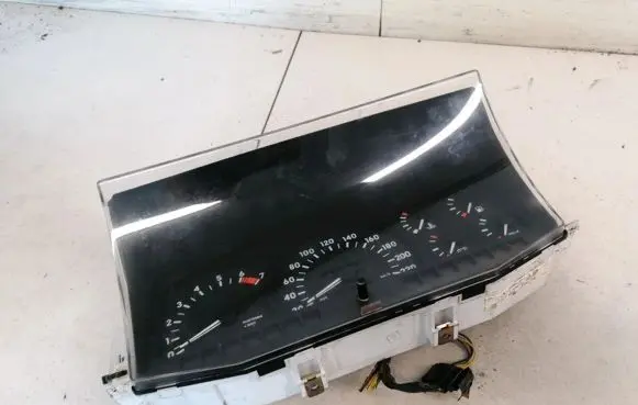 Opel Frontera A Speedometer (instrument cluster) 8117707
