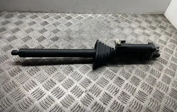 BMW 4 F36 Gran coupe Tailgate/trunk strut/damper 7432376