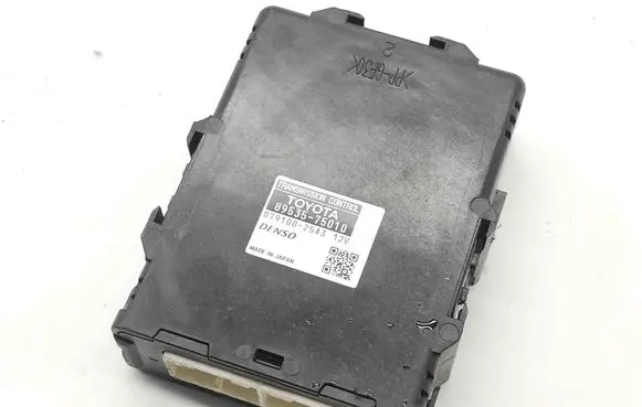 Toyota Prius (XW30) Other devices 8953575010