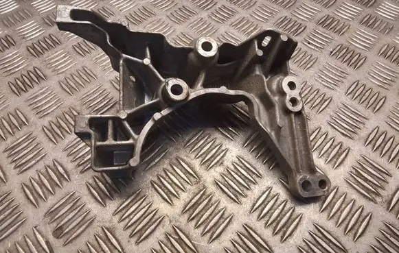 Peugeot 308 Generator/alternator bracket 9808696680