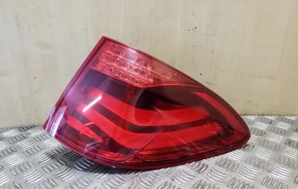BMW 5 GT F07 Rear/tail lights 89091990