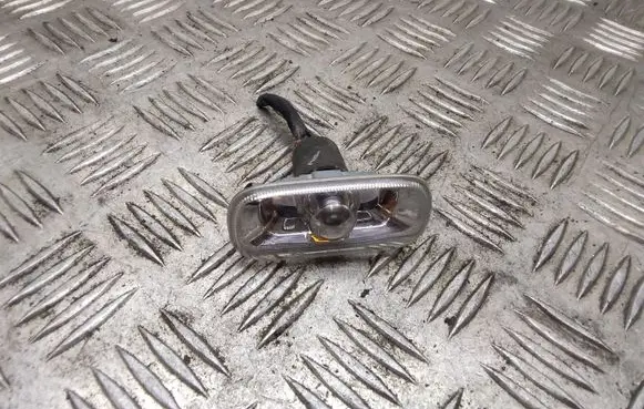 Audi A3 S3 8P Front fender indicator light 8E0949127