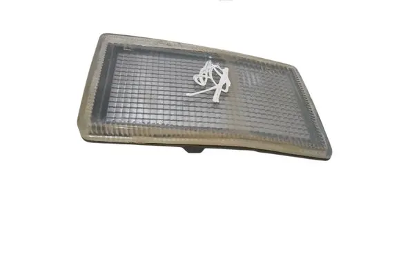 Volkswagen Golf III Front reflector 