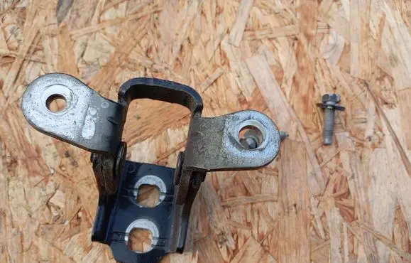 Fiat Freemont Rear door upper hinge 941AC 3A281U