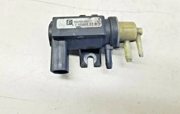Audi A3 S3 8P Turbo solenoid valve 700868020 nr6682