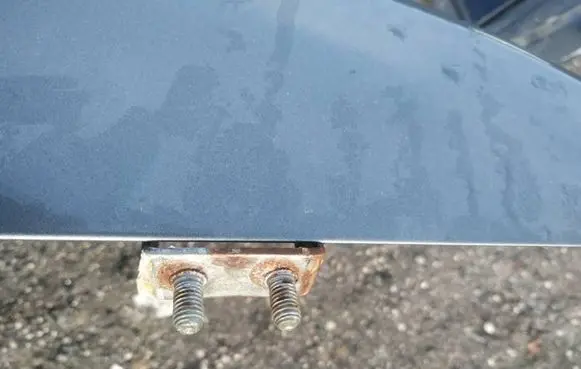 Toyota Corolla Verso AR10 Tailgate/trunk/boot hinge