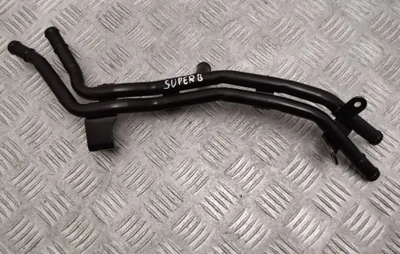 Skoda Superb B8 (3V) Engine coolant pipe/hose 3Q0121065B