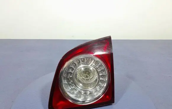 Volkswagen Golf Plus Rear/tail lights 5M0945094H
