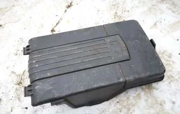Audi A3 S3 8P Battery box tray 1k0815443