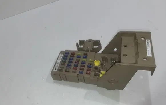Subaru Impreza III Fuse module 82201FG010