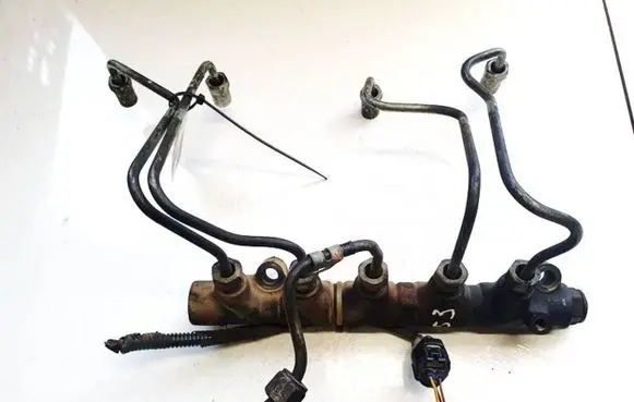 Fuel main line pipe
