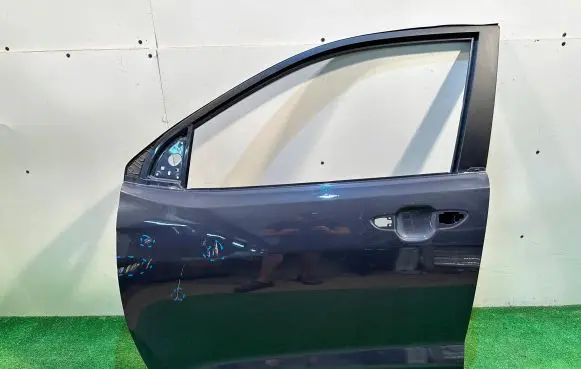 Hyundai i10 Front door
