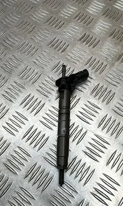 Mercedes-Benz E W212 Fuel injector A6420701187 150502 0445116026