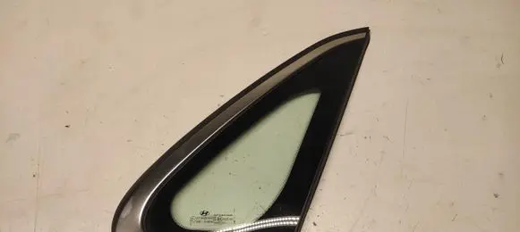 Hyundai i30 Rear side window