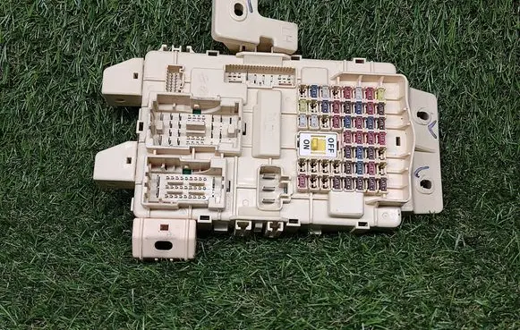 KIA Soul Power management control unit 91950B2552
