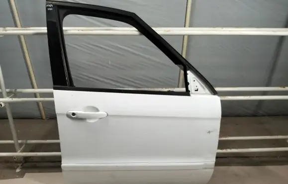 Ford Galaxy Front door
