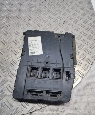 Renault Megane II Comfort/convenience module 8200326024 8200306434