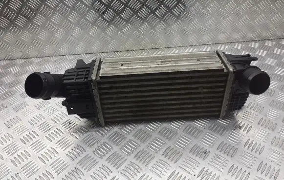 Citroen C5 Intercooler radiator 9683009680
