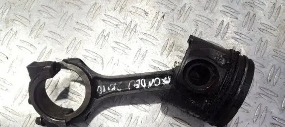 Ford Mondeo Mk III Piston with connecting rod