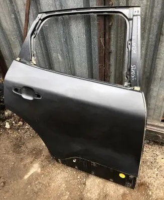 Ford Kuga III Rear door