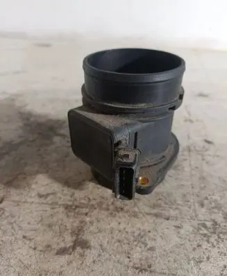 Renault Espace IV Mass air flow meter 7700105010B 22792464 2131G130