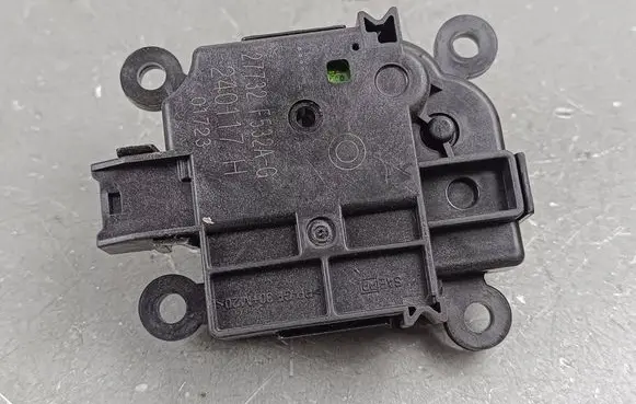 Mazda CX-70/90 Air flap motor/actuator 27732F532A 240117H 01723
