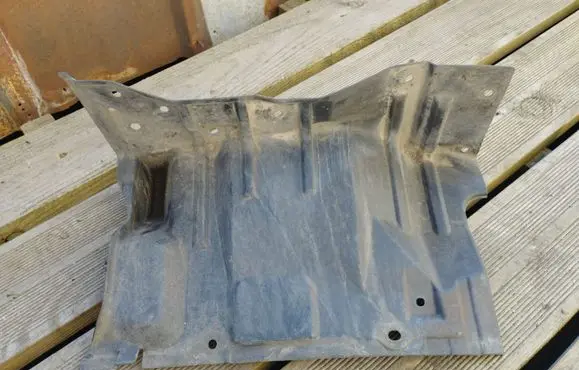 Peugeot 4007 Engine splash shield/under tray 5370A808