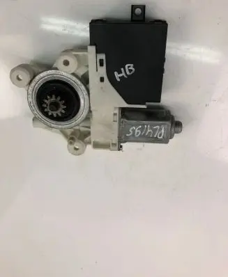 Volvo S40 Front door window regulator motor 30739184AC