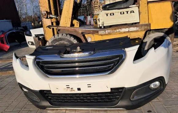 Peugeot 2008 I Front bumper
