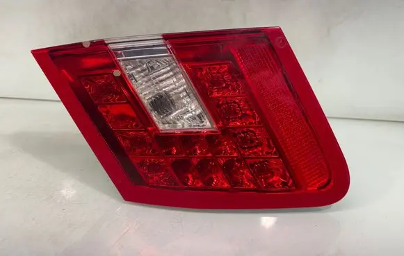 Mercedes-Benz E W212 Tailgate rear/tail lights A2129060258 778002 483522