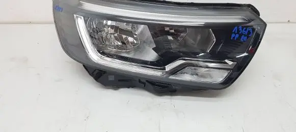 Renault Kangoo III Headlight/headlamp 260100108r