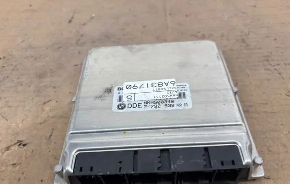 Rover 75 Engine control unit/module NNN500340 7792938