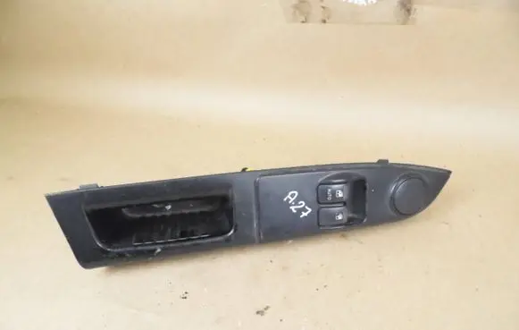 Hyundai Getz Quarter vent window switch 