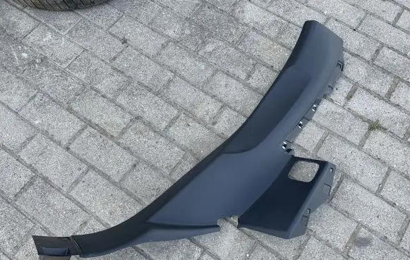 Audi Q7 4M Rear seat side bottom trim 4M0867768F 4M0867768G 4M0867768F4PK