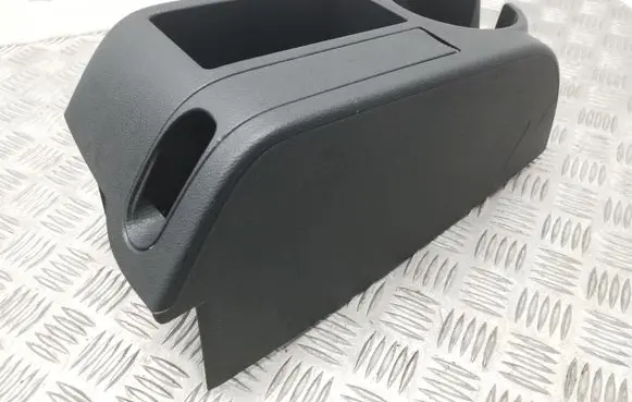 Volkswagen Golf VI Armrest 1K0863323 1K0863339B