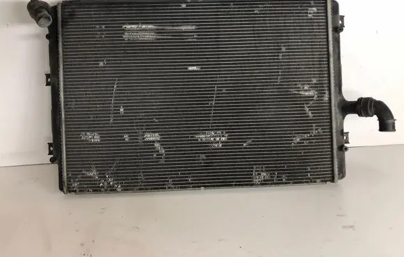 Audi A3 S3 8P Coolant radiator