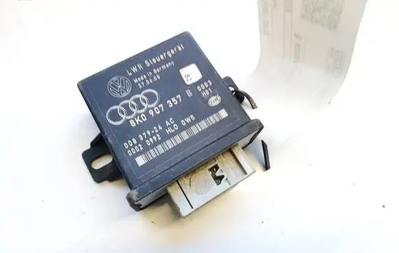Audi A4 S4 B8 8K Light module LCM 8K0907357B