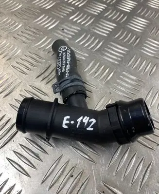 Audi A4 S4 B9 8W Engine coolant pipe/hose 8W0122293AE