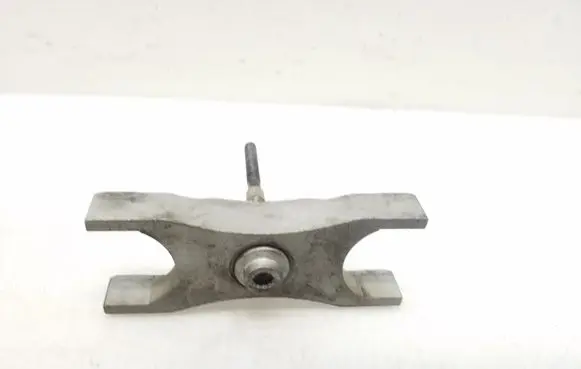 Audi A3 S3 A3 Sportback 8P Fuel Injector clamp holder