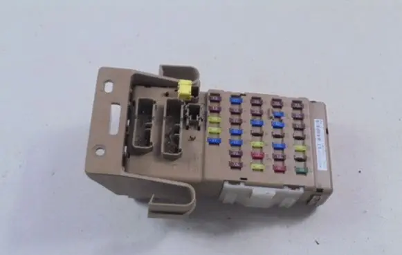 Subaru Outback Fuse box set 82201AJ010