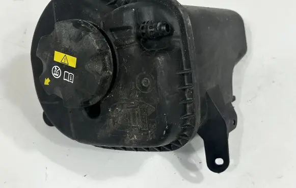 BMW X5 F15 Coolant expansion tank/reservoir 8621092 7647290